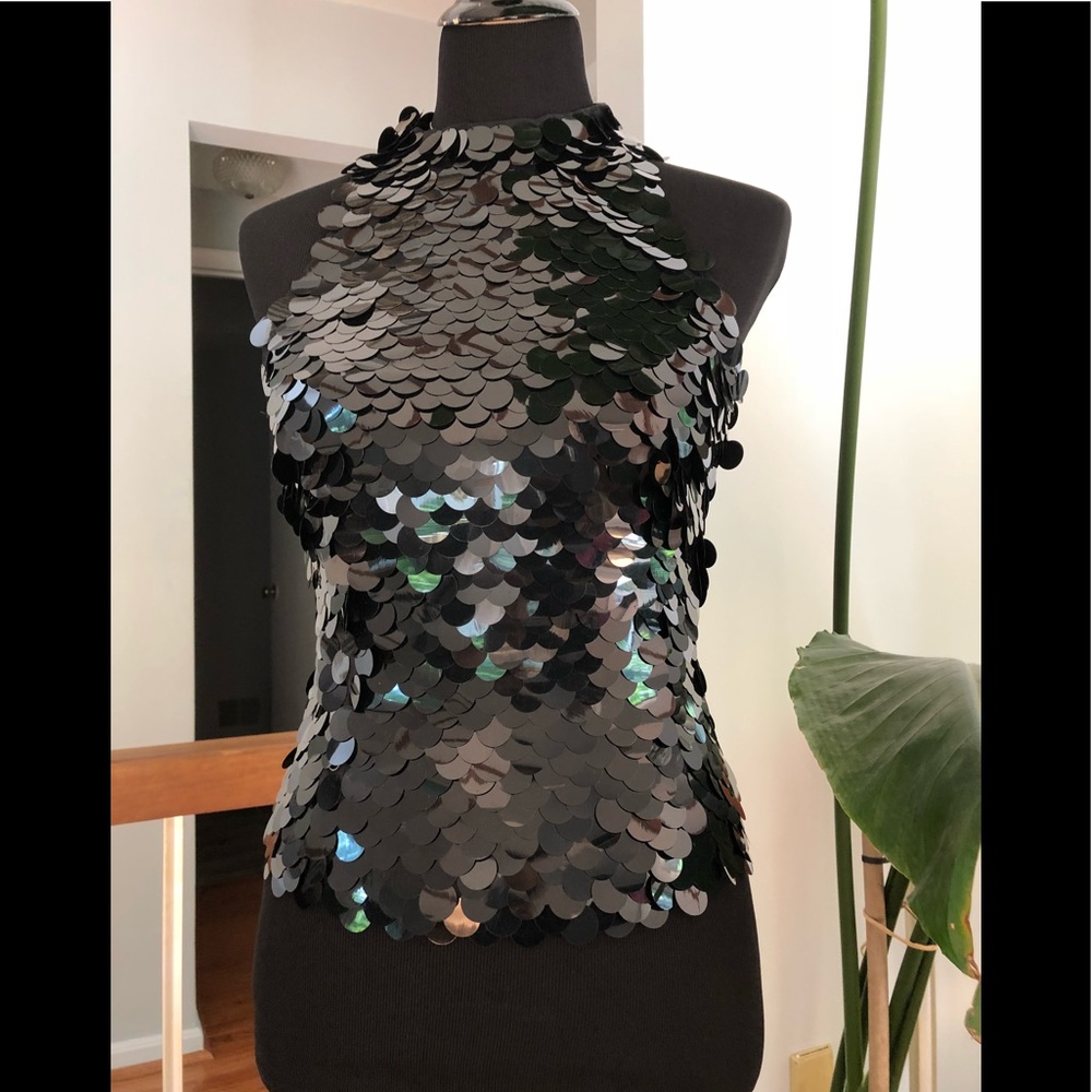 Trendy top for a night out 🍷🍷🍷